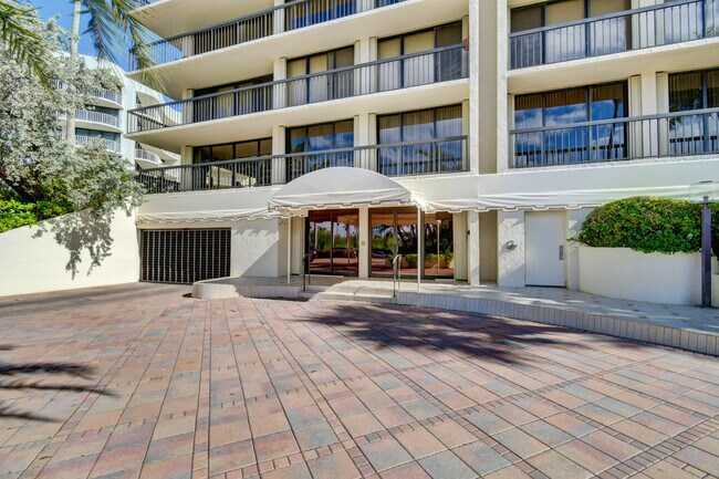 Foto del edificio - 3390 S Ocean Blvd