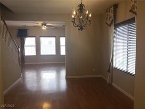 Building Photo - 4952 W Moberly Ave