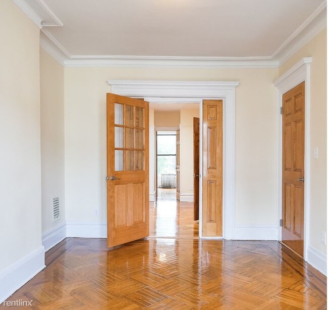 Foto del edificio - 682 Sterling Pl