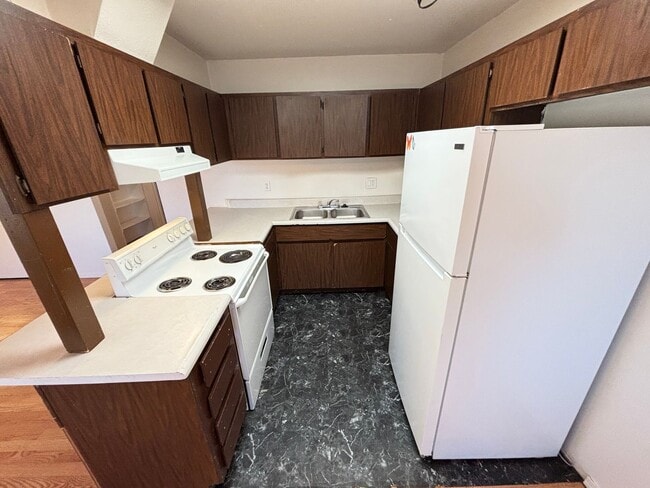 Foto del edificio - 155 Westminster Way