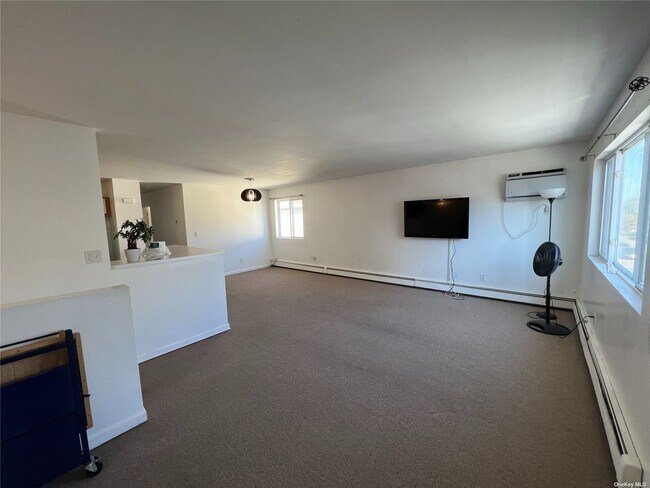 Foto del edificio - 147 Beach 97th St
