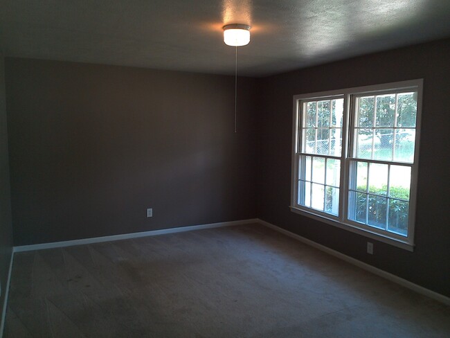 Building Photo - **UPCOMING***Nice East Columbus, GA 4 Bedr...