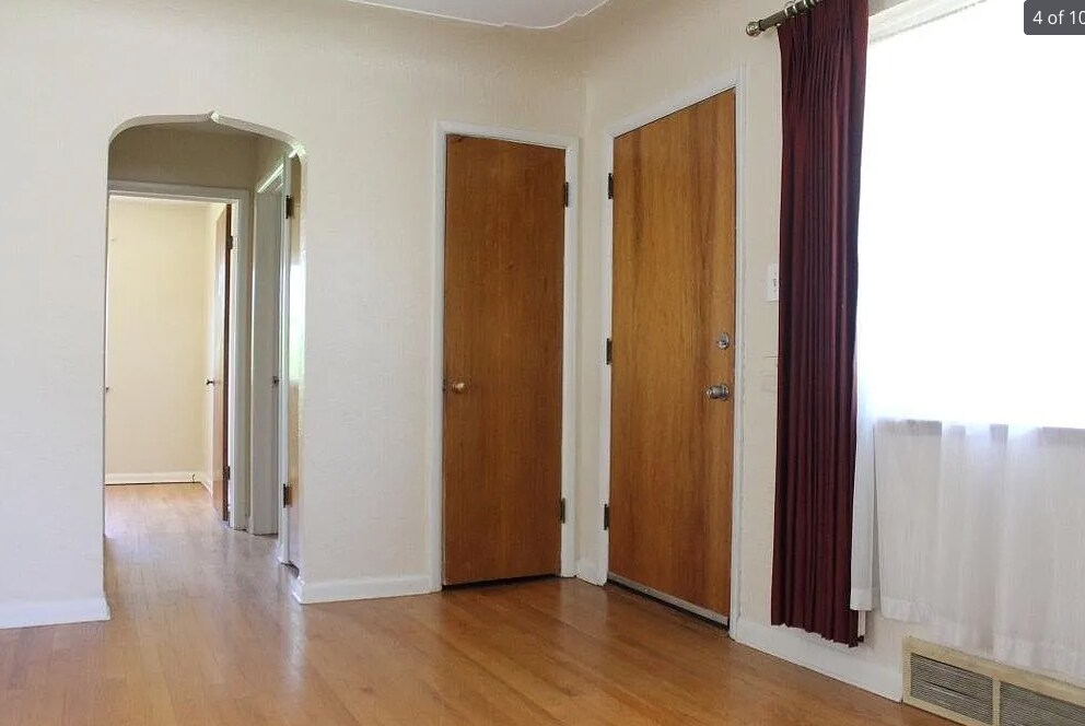 Foto principal - 1090 E Dartmouth Ave
