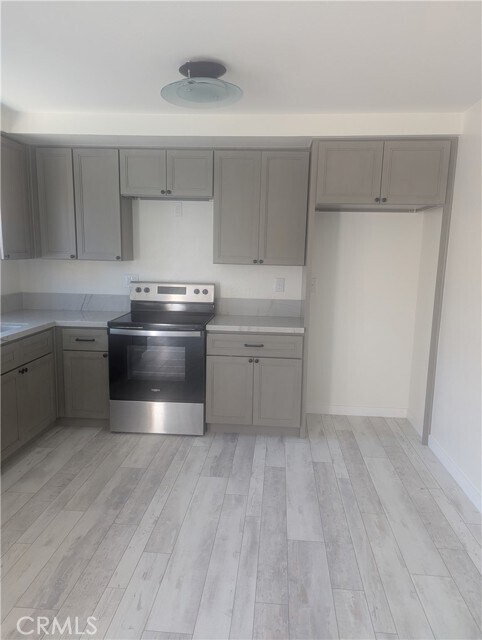 Foto del edificio - 8195 Eastport Dr