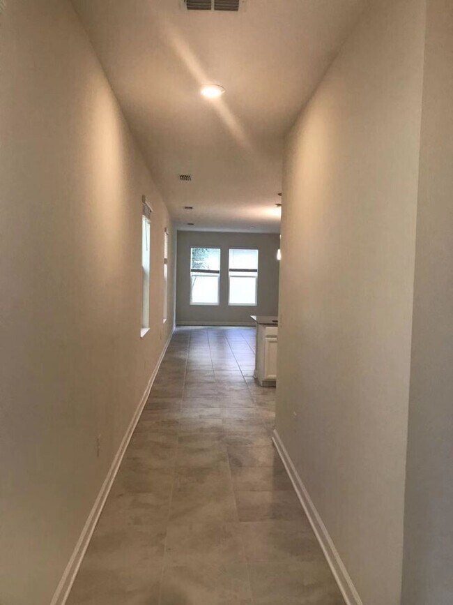 Foto del edificio - Awesome House for Rent In Winter Garden