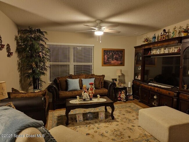Foto del edificio - 4640 Pagosa Springs Cir
