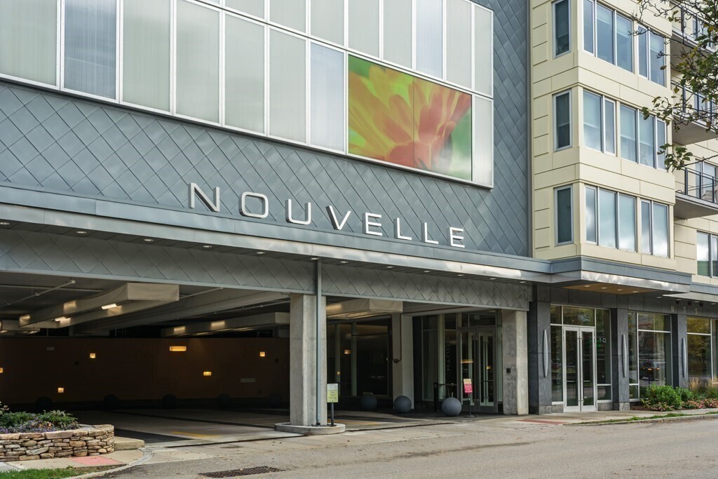Primary Photo - 40 Nouvelle Way