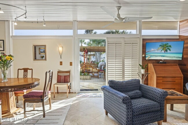 Foto del edificio - 2337 Seminole Rd