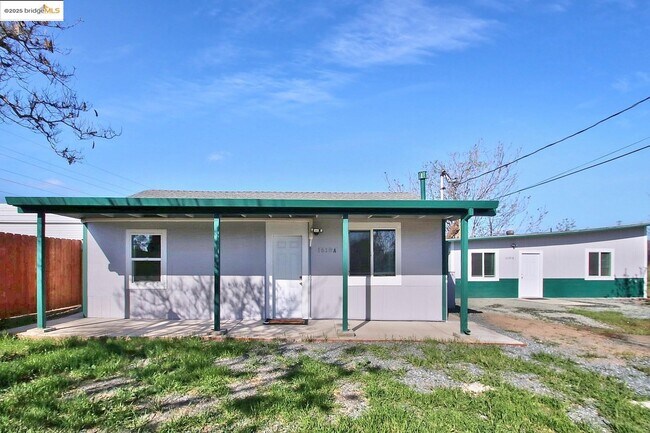 Foto del edificio - 1618 Viera Ave