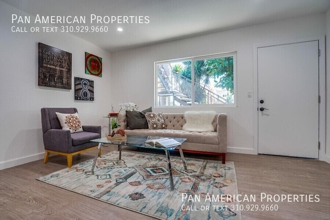 Building Photo - 1503 Stanton Pl