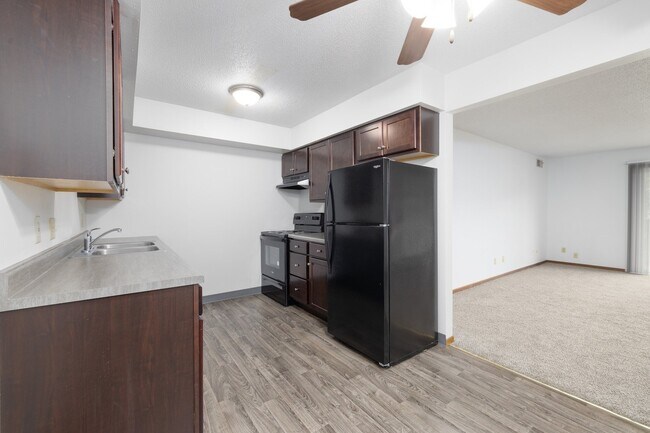 Foto del edificio - Windsor Heights Apartments