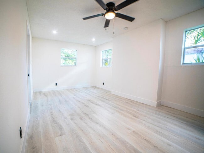 Foto del edificio - 412 Columbus Pkwy