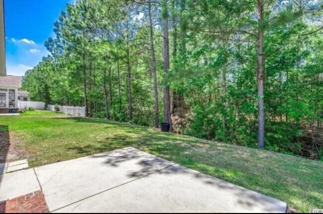 Foto del edificio - 3124 Ivy Lea Dr