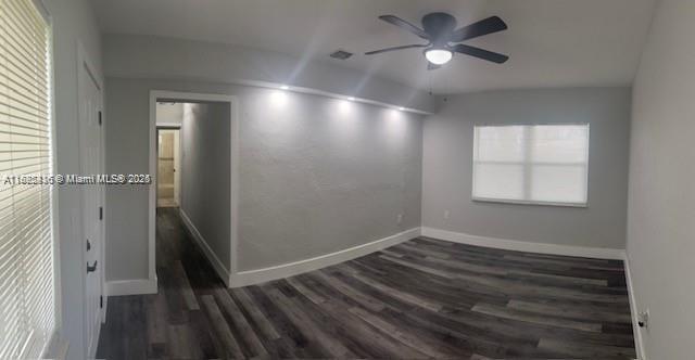 Foto del edificio - 2154 NE 168th St