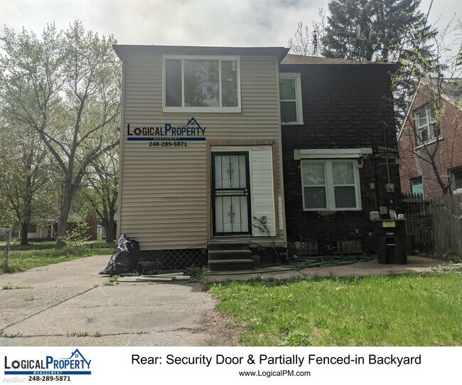 Building Photo - 3 br, 1.5 bath House - 19192 Strasburg St