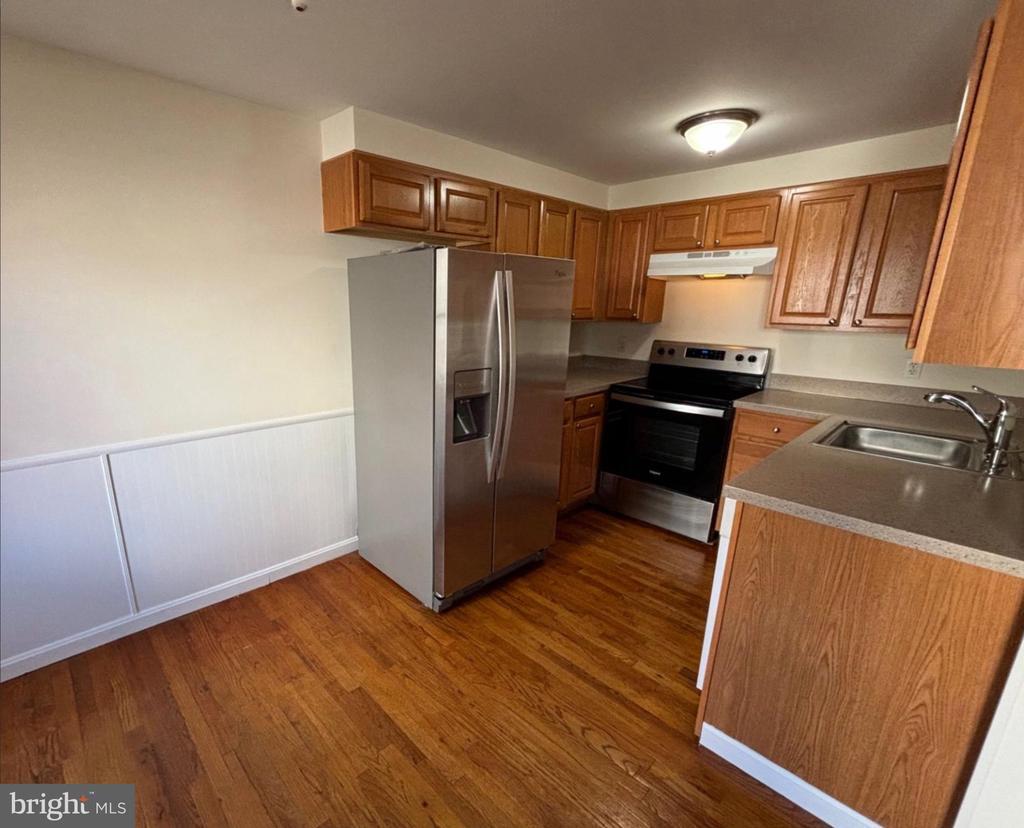 17635 Kohlhoss Rd, Poolesville, MD 20837 Townhome Rentals in