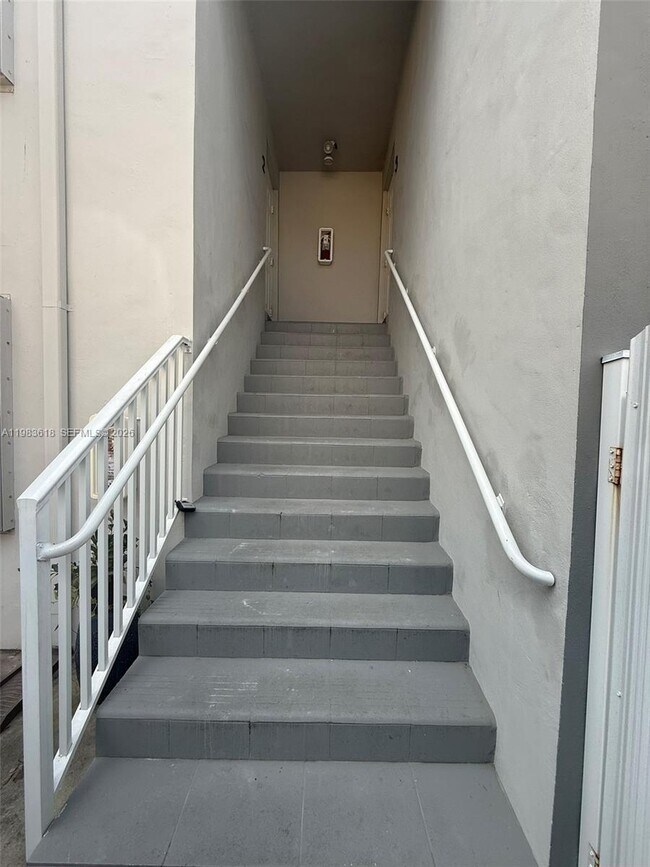 Foto del edificio - 420 SW 14th Ave