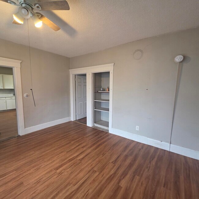 Foto del edificio - 104 Summer St