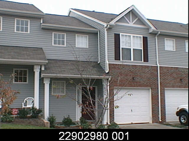 Foto del edificio - 16928 Commons Creek Dr