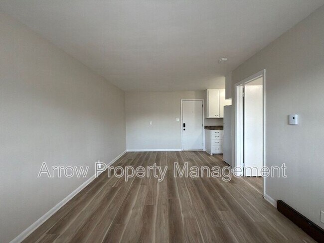 Foto del edificio - 141 N 4th St