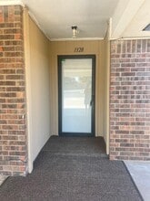 Building Photo - 1328 Tanglewood Ln