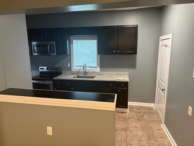 Photo - 750 Udell St House