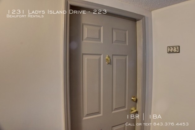 Foto del edificio - 1231 Ladys Island Drive - 223
