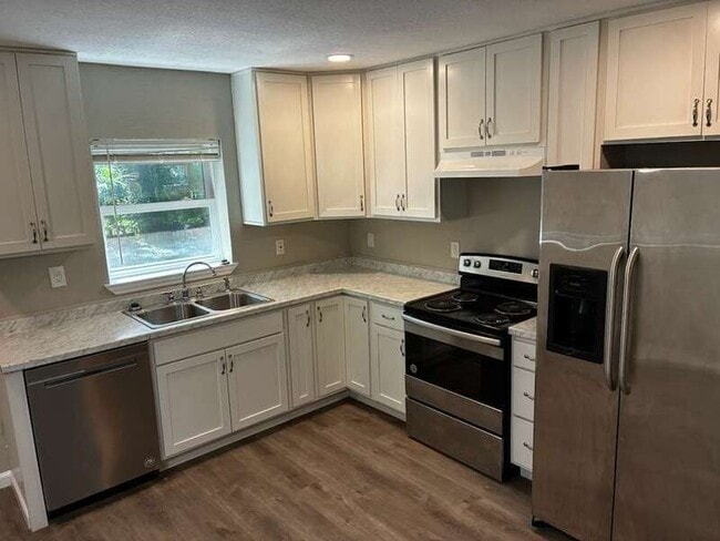 Photo - 6332 Fabian Dr House