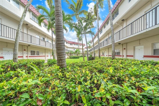 Foto del edificio - 8650 SW 67th Ave