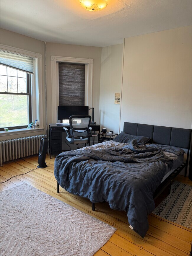 Foto del edificio - 174 Saint Alphonsus St