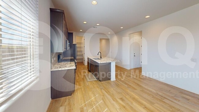 Building Photo - 21301 E Charmaine Rd