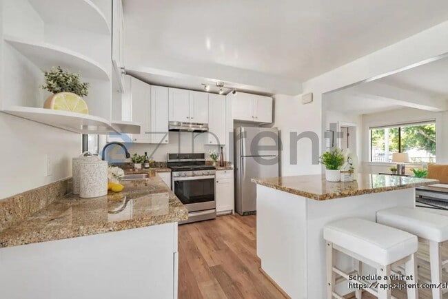 Foto del edificio - 1312 Carlton Ave