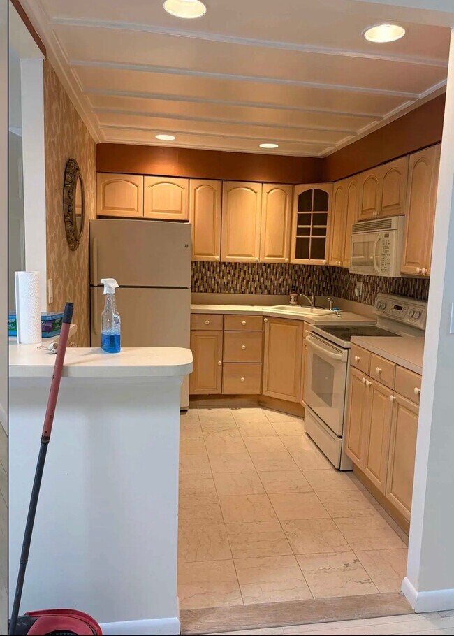 Photo - 51-22 111th St Townhome
