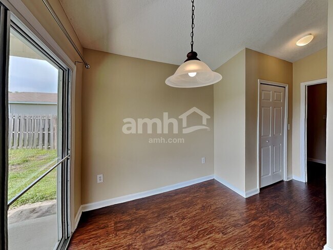 Building Photo - 2684 Oak Haven Dr
