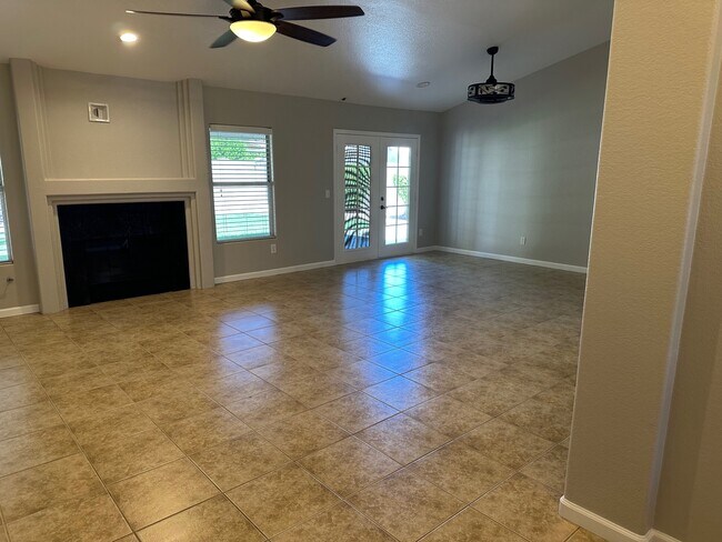 Photo - Tulsa Street House