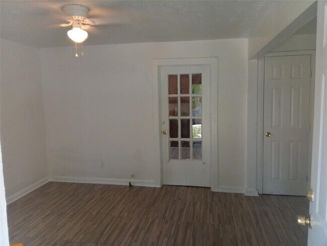 Building Photo - 7909 Bowen St