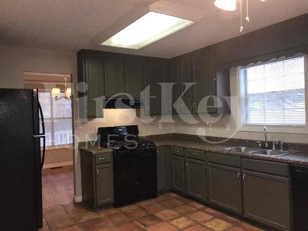 Foto del edificio - 1611 Cumberland Club Rd SW