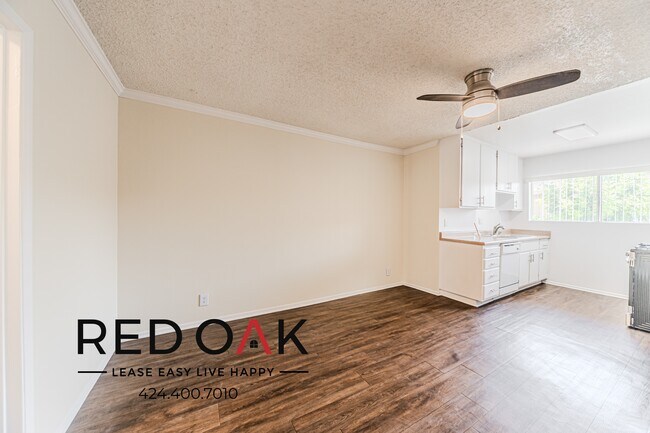 Foto del edificio - 8523 Etiwanda Ave