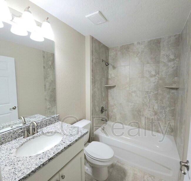 Building Photo - 10246 N Empress Cir