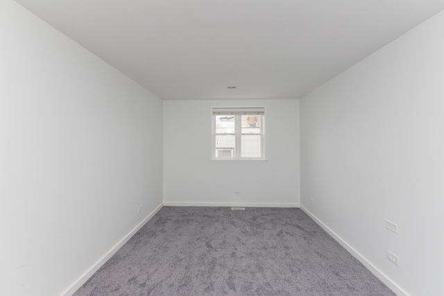 Building Photo - 3535 W Wrightwood Ave