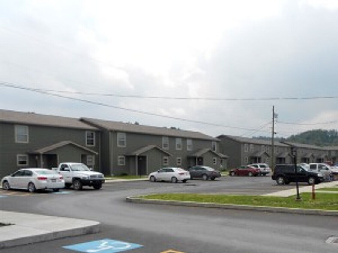 Primary Photo - 2 BR 40%