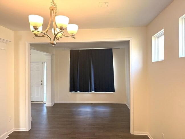 Foto del edificio - 33213 Saddleback Dr