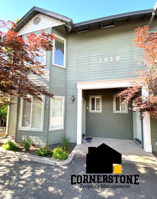 1519 Hollyhock Dr, Medford, OR 97504 Townhome Rentals in Medford OR