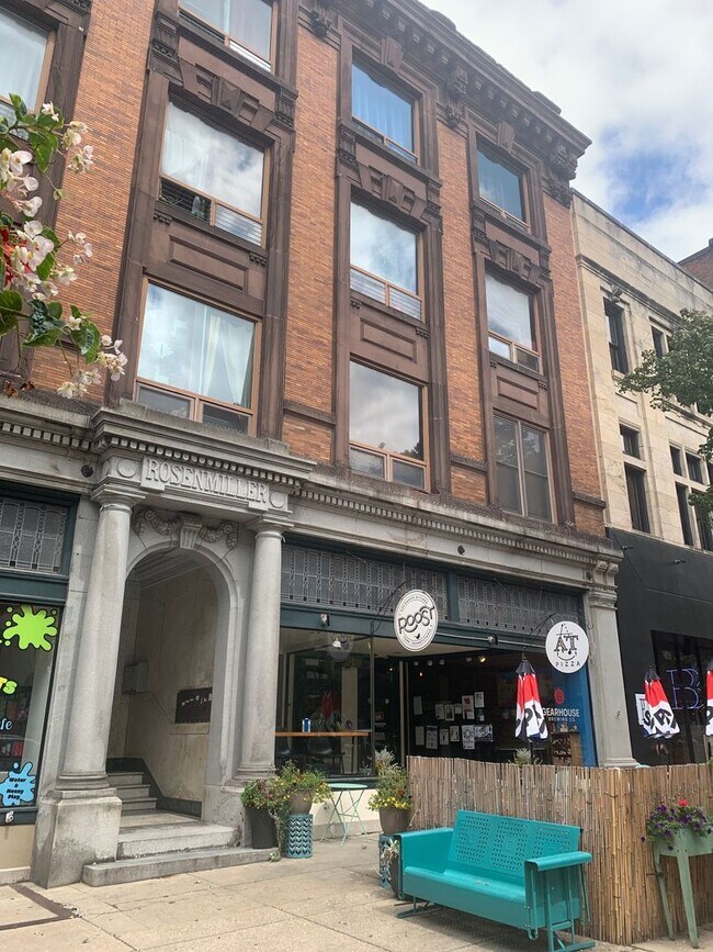 Foto del edificio - Modern 1 Bedroom in Downtown York