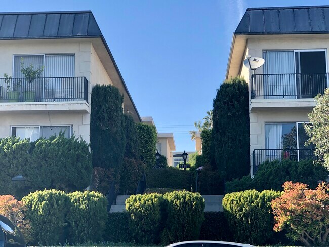 Foto del edificio - 11837 Dorothy St