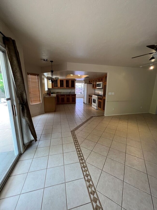 1952 N Hayden Dr, Tucson, AZ 85715 House Rental in Tucson, AZ
