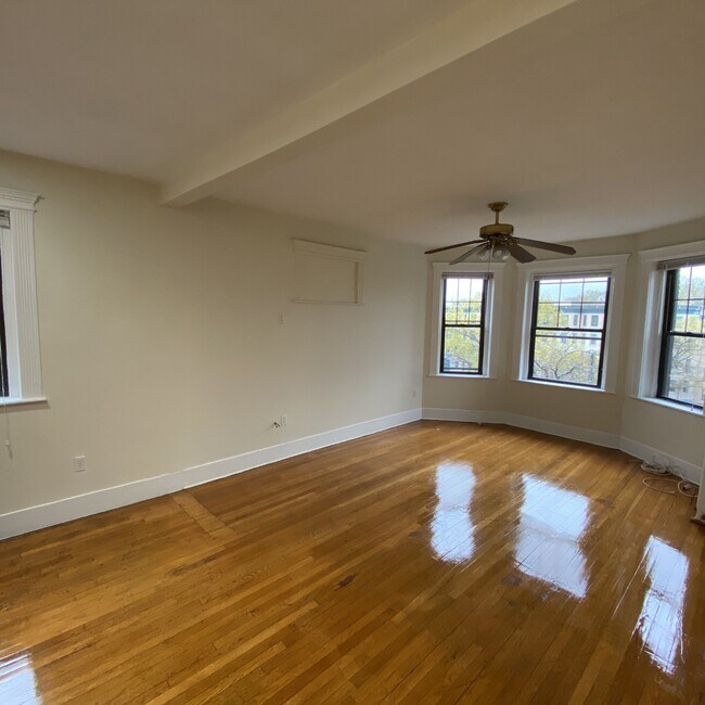 Foto del edificio - 1412 Commonwealth Ave