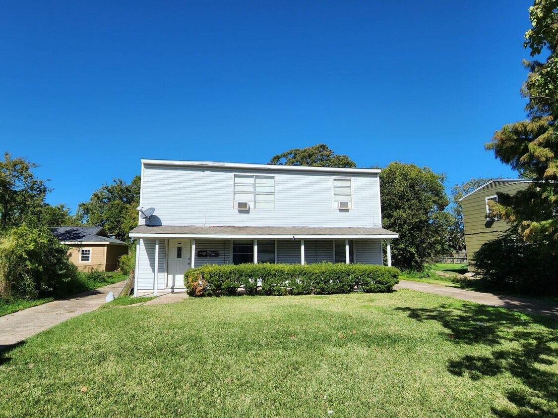 Foto principal - 1136 5th Ave N