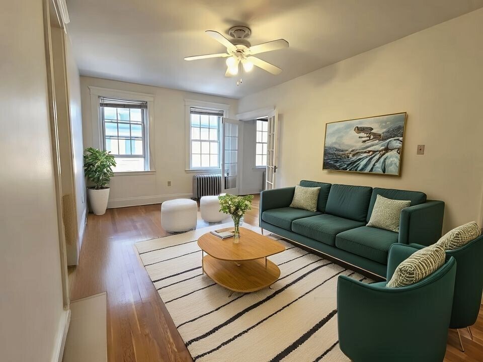 Foto principal - 848 Massachusetts Ave