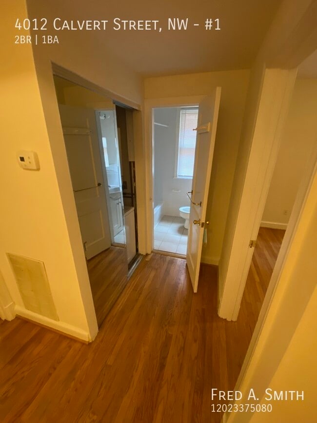 Foto del edificio - 4012 Calvert St NW